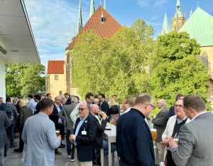 Foto © Get-together am Erfurter Dom.